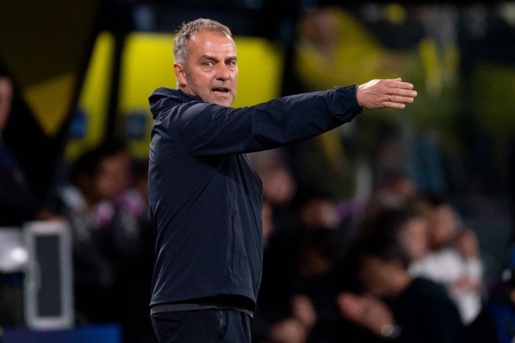 弗里克表态信任俱乐部但注册需待次日 马丁同样具备中卫能力